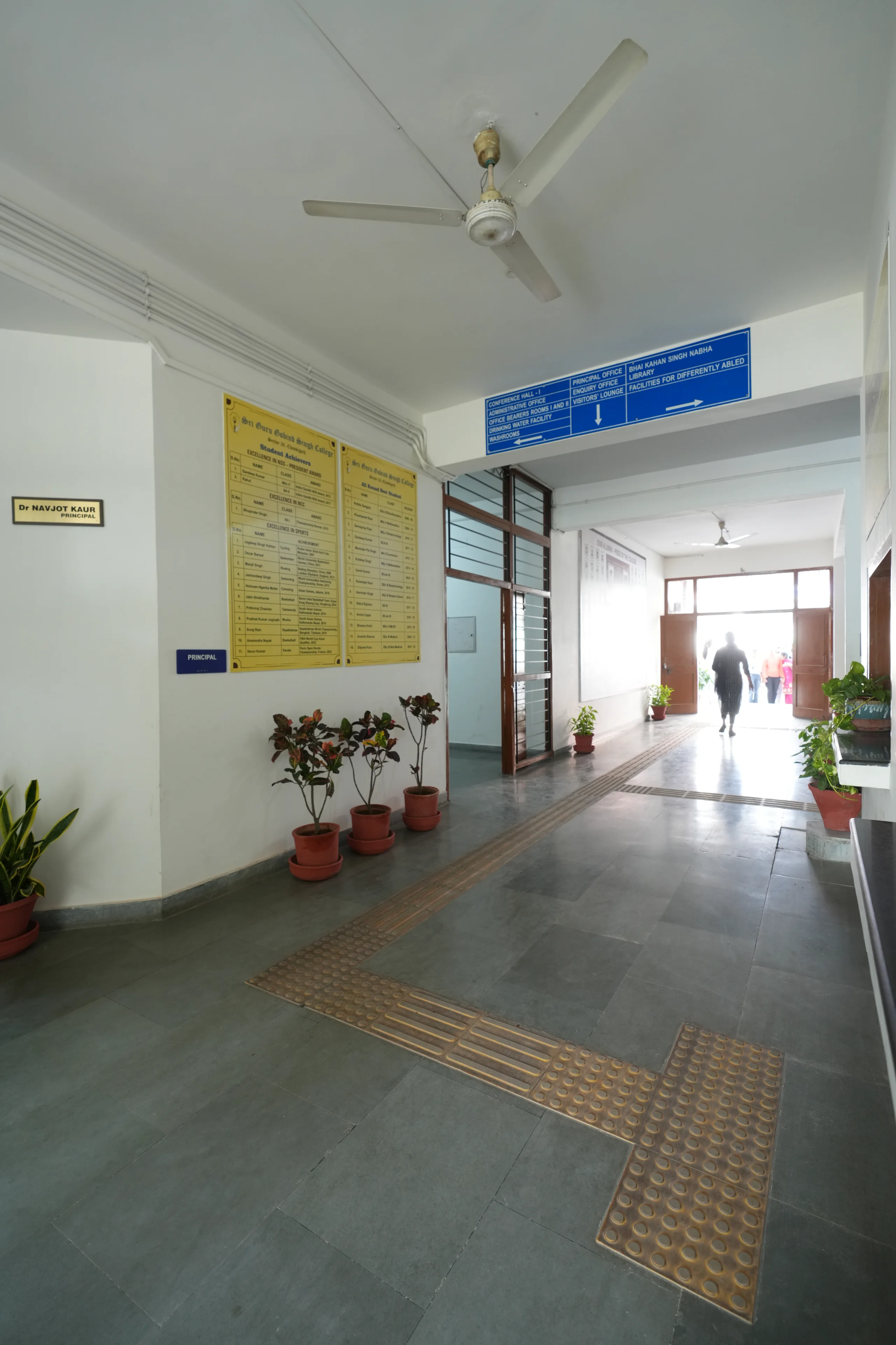 Accessible facilities at Sri Guru Gobind Singh College