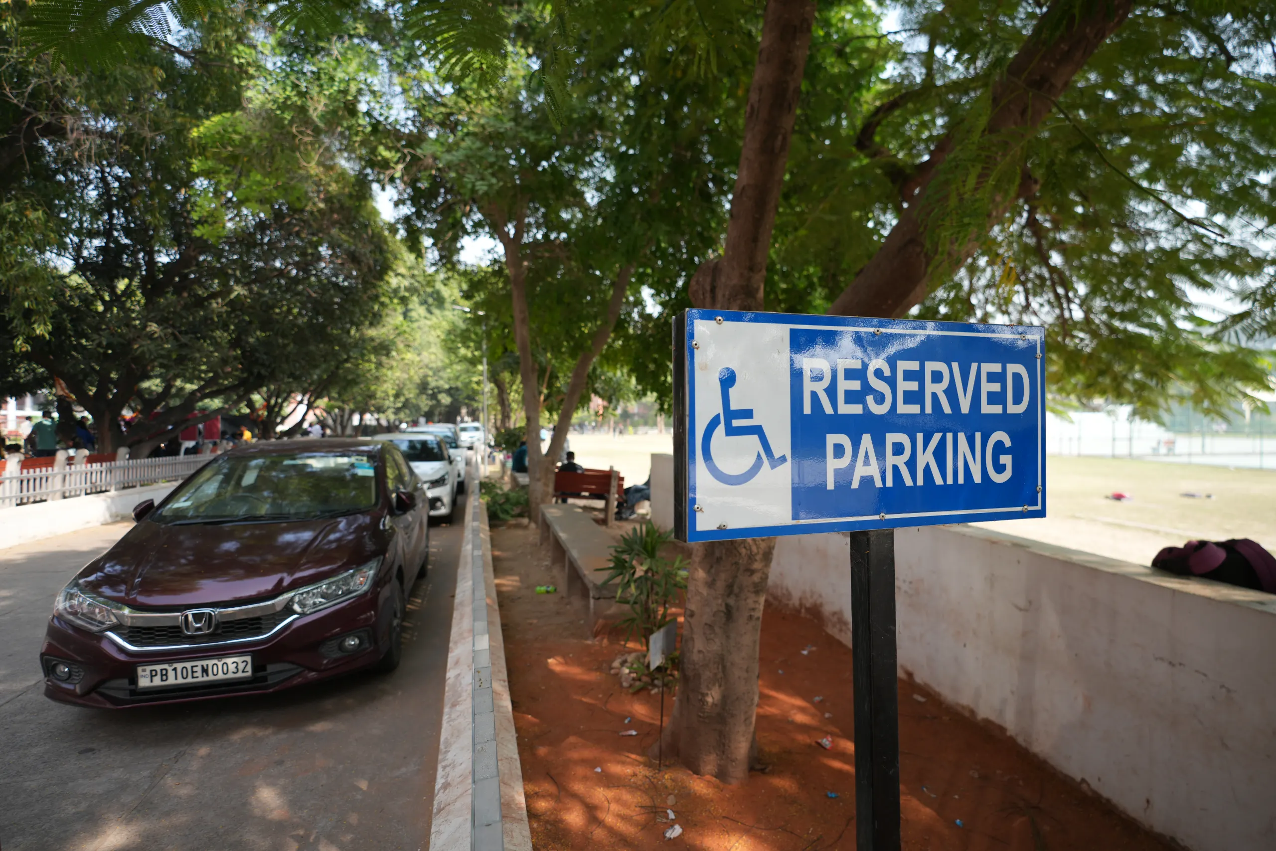 Inclusive navigation signage